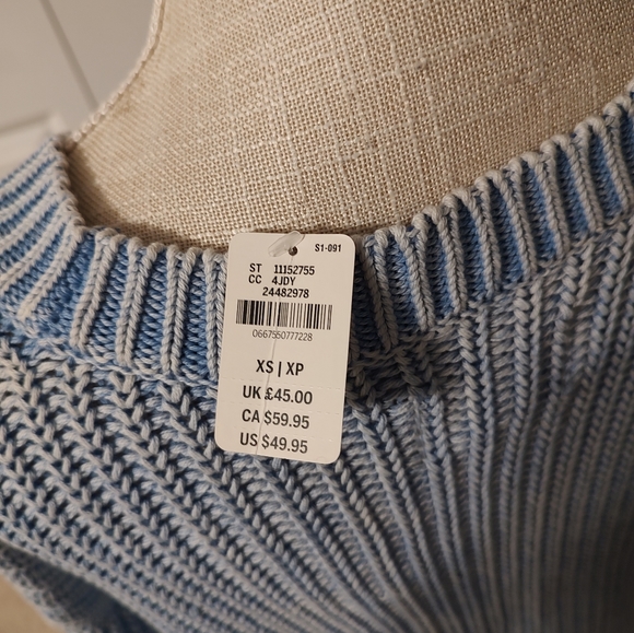 💙NWT Forenza Love Pink (2019) VNeck Oversized Campus Fit Sweater, Baby Blue, XS - Picture 8 of 9